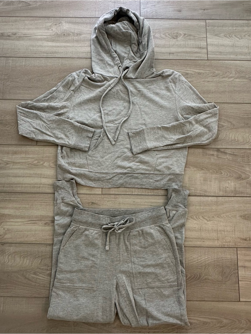 Goodlife Heather Gray Jogger Set in Grey